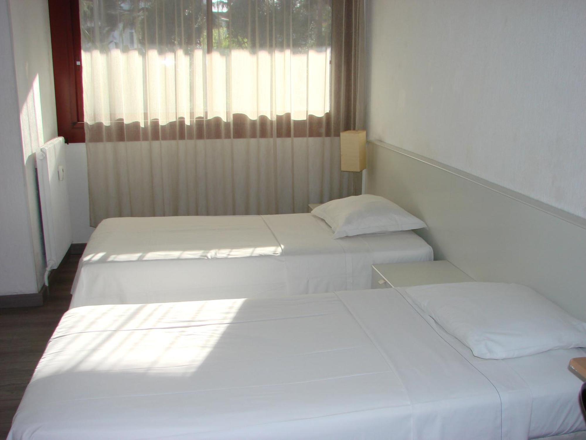 Acci Cannes Gallia Luaran gambar